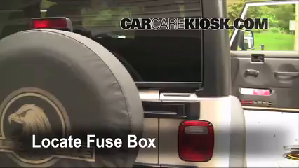 Interior Fuse Box Location: 2006 Jeep Wrangler Unlimited Rubicon  6 Cyl.