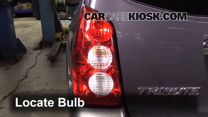 2006 Mazda Tribute S 3.0L V6 Éclairage Feux de marche arrière (remplacer une ampoule)