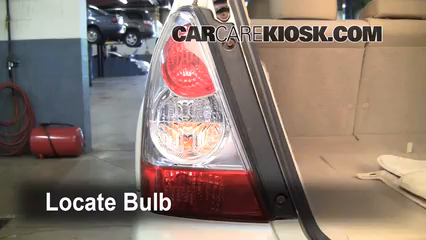 2006 Subaru Forester X 2.5L 4 Cyl. Lights Turn Signal - Rear (replace bulb)