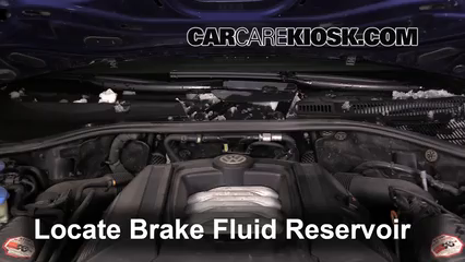 2006 Volkswagen Touareg 4.2L V8 Brake Fluid Check Fluid Level