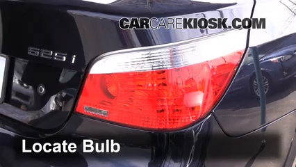 2007 BMW 525i 3.0L 6 Cyl. Éclairage Feu clignotant arrière (remplacer l'ampoule)