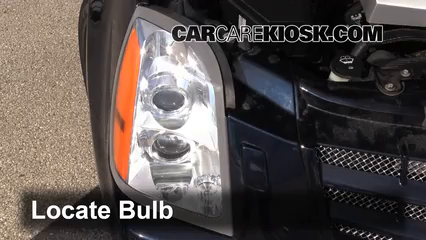 2007 Cadillac SRX 4.6L V8 Lights Headlight (replace bulb)