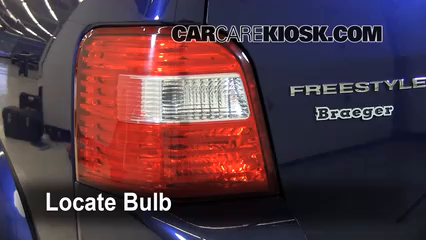 2007 Ford Freestyle Limited 3.0L V6 Éclairage Feux de marche arrière (remplacer une ampoule)
