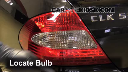 2007 Mercedes-Benz CLK550 5.5L V8 Convertible (2 Door) Éclairage Feu clignotant arrière (remplacer l'ampoule)
