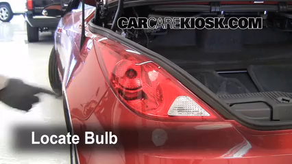 2007 Pontiac G6 3.5L V6 Lights Turn Signal - Rear (replace bulb)