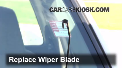 what size wiper blades for 2012 chevy colorado