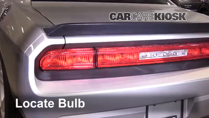 2008 Dodge Challenger SRT8 6.1L V8 Éclairage Feux de position arrière (remplacer ampoule)