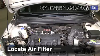 2008 Kia Ceed LX 1.4L 4 Cyl. Filtre à air (moteur) Changement