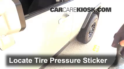 2008 Toyota FJ Cruiser 4.0L V6 Tires & Wheels Check Tire Pressure