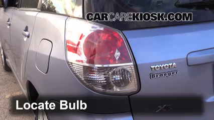 2008 Toyota Matrix XR 1.8L 4 Cyl. Lights Tail Light (replace bulb)