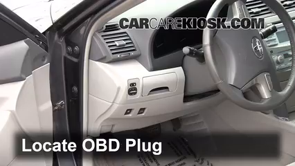 Engine Light Is On: 2007-2011 Toyota Camry - What to Do ... 2011 tc fuse box 