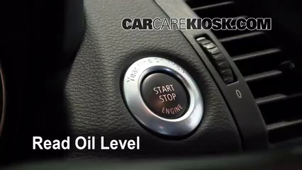 2009 BMW 135i 3.0L 6 Cyl. Turbo Coupe Huile Vérifier le niveau de l'huile