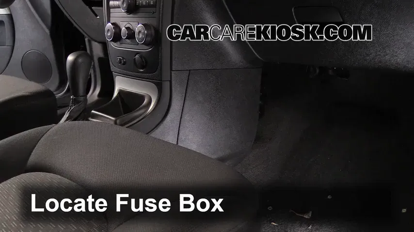 Interior Fuse Check: 2011 Chevrolet HHR LT 2.4L 4 Cyl. FlexFuel