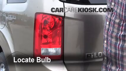 Honda Pilot Brake Light Bulb Replacement