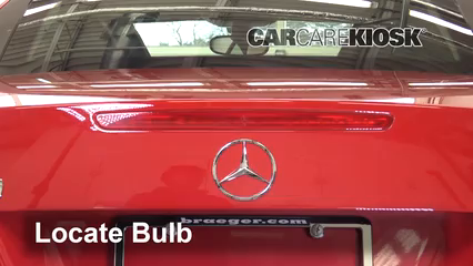 2009 Mercedes-Benz SLK300 3.0L V6 Éclairage Feu de freinage central (remplacer l'ampoule)