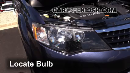 2009 Mitsubishi Outlander XLS 3.0L V6 Lights Turn Signal - Front (replace bulb)