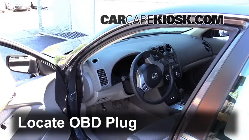 2009 nissan altima cigarette lighter fuse Interior Fuse Box Location: 2009 Nissan Altima S 2.5L 4 Cyl. Sedan (4 Door)
