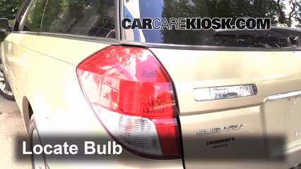 2009 Subaru Outback 2.5i Limited 2.5L 4 Cyl. Luces Luz de reversa (reemplazar foco)