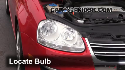2009 Volkswagen Jetta Wolfsburg Edition 2.0L 4 Cyl. Turbo Éclairage Feux de route (remplacer l'ampoule)
