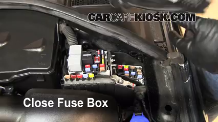 Replace a Fuse: 2007-2016 Volvo S80 - 2010 Volvo S80 T6 3 ... 2007 volvo s60 fuse box diagram 