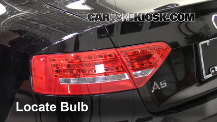 2010 Audi A5 Quattro 2.0L 4 Cyl. Turbo Éclairage Feux de position arrière (remplacer ampoule)