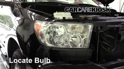 2010 Toyota Tundra SR5 4.6L V8 Extended Crew Cab Pickup Éclairage Feux de croisement (remplacer l'ampoule)