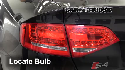 2011 Audi S4 3.0L V6 Supercharged Éclairage Feux de marche arrière (remplacer une ampoule)