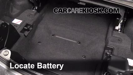 2011 BMW Z4 sDrive30i 3.0L 6 Cyl. Batterie Nettoyer la batterie et les cosses