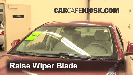 2011 Buick LaCrosse CX 2.4L 4 Cyl. Windshield Wiper Blade (Front)