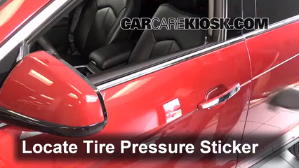 2011 Cadillac SRX 3.0L V6 Tires & Wheels Check Tire Pressure