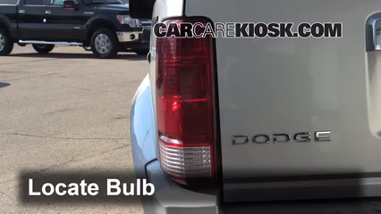 2011 Dodge Nitro Heat 3.7L V6 Éclairage Feu clignotant arrière (remplacer l'ampoule)