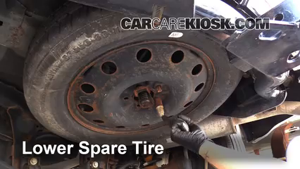 Fix A Flat Tire Ford Escape 2005 2012 2011 Ford Escape Xlt 3 0l V6 Flexfuel