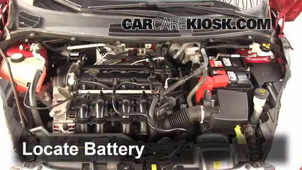 2011 Ford Fiesta SE 1.6L 4 Cyl. Sedan Batterie Changement