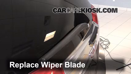 2011 silverado wiper blade size