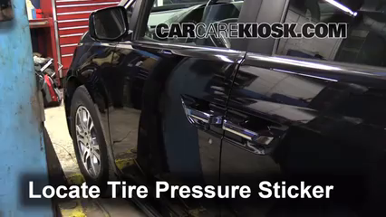 2011 Honda Odyssey EX-L 3.5L V6 Tires & Wheels Check Tire Pressure