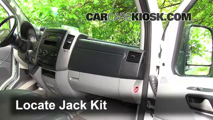 2007-2018 Mercedes-Benz Sprinter 2500 Jack Up How To - 2011 Mercedes