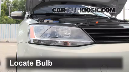 2011 Volkswagen Jetta SE 2.5L 5 Cyl. Sedan Lights Headlight (replace bulb)