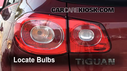 2011 Volkswagen Tiguan SE 2.0L 4 Cyl. Turbo Lights