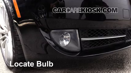 2012 BMW 550i xDrive 4.4L V8 Turbo Éclairage Feu antibrouillard (remplacer l'ampoule)