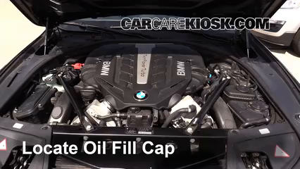 2012 BMW 550i xDrive 4.4L V8 Turbo Aceite Agregar aceite