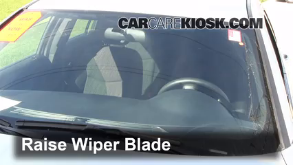 2012 Chrysler 200 LX 2.4L 4 Cyl. Sedan (4 Door) Windshield Wiper Blade (Front)