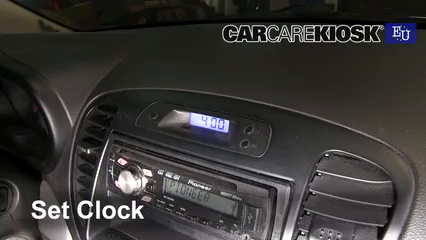 2012 Hyundai i10 Era 1.1L 4 Cyl. Clock