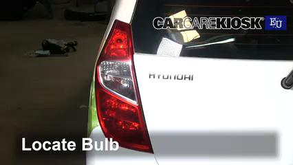 2012 Hyundai i10 Era 1.1L 4 Cyl. Éclairage Feu clignotant arrière (remplacer l'ampoule)