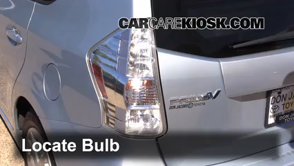 2012 Toyota Prius V 1.8L 4 Cyl. Lights Tail Light (replace bulb)
