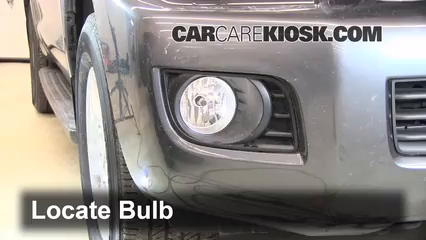 2012 Toyota Sequoia SR5 4.6L V8 Éclairage Feu antibrouillard (remplacer l'ampoule)
