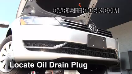 2012 Volkswagen Passat S 2.5L 5 Cyl. Sedan (4 Door) Huile Changer l'huile et le filtre à huile