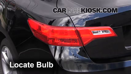 2013 Acura ILX 2.0L 4 Cyl. Éclairage Feux de position arrière (remplacer ampoule)