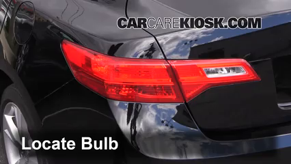 2013 Acura ILX 2.0L 4 Cyl. Éclairage Feu clignotant arrière (remplacer l'ampoule)