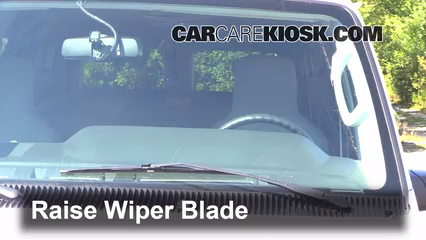 2013 Ford E-350 Super Duty XLT 5.4L V8 FlexFuel Standard Passenger Van Windshield Wiper Blade (Front)