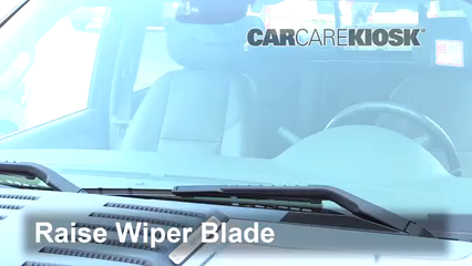 Front Windshield Wiper Blade Change: 2013 GMC Sierra 3500 HD SLT 6.6L